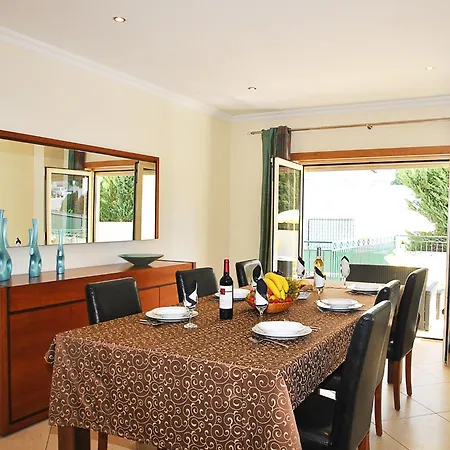 Villa In Albufeira With Private Pool & Beaches * Albufeira