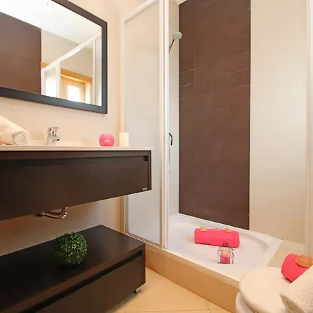 Villa Villa In Albufeira With Private Pool & Beaches Albufeira