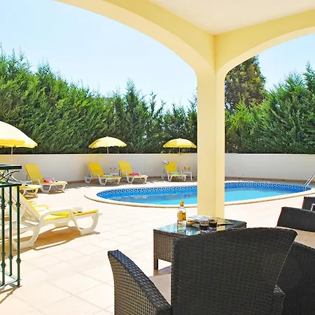Villa Villa In Albufeira With Private Pool & Beaches *